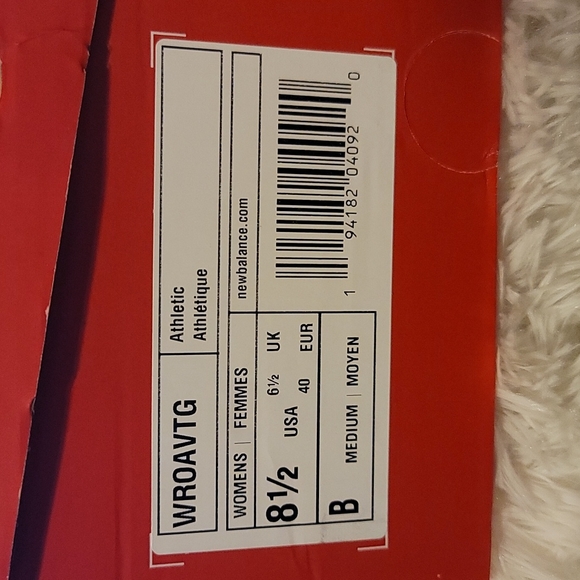 New Balance shoes - Picture 5 of 7